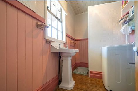 Photo of property in 8 Fraser Street, Clyde, 9330