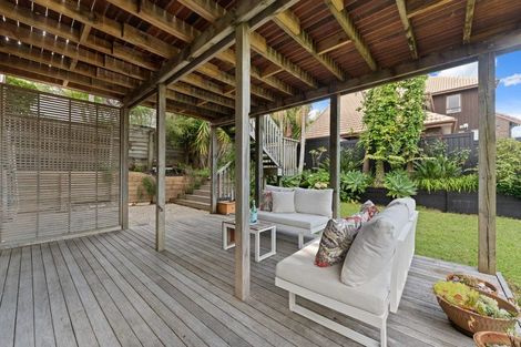 Photo of property in 1/23 Park Rise, Campbells Bay, Auckland, 0630