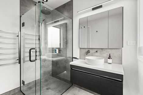 Photo of property in Lyndhurst Road, Frimley, Hastings, 4120