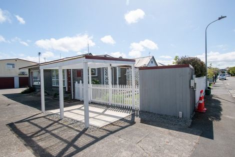 Photo of property in 20 Kenilworth Street, Addington, Christchurch, 8024