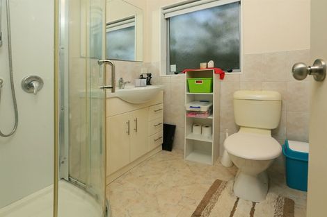 Photo of property in 25 Simpson Road, Ranui, Auckland, 0612