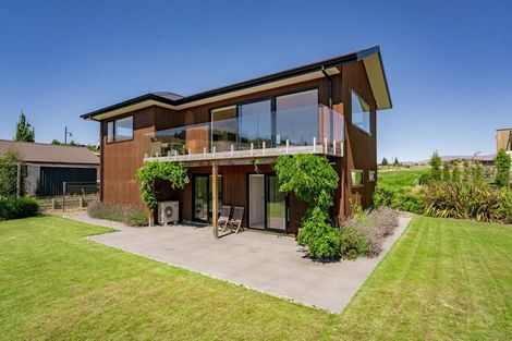 Photo of property in 9 Kirimoko Crescent, Wanaka, 9305