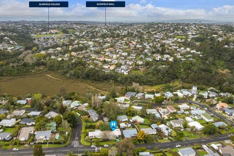 Photo of property in 71 Lauderdale Road, Birkdale, Auckland, 0626