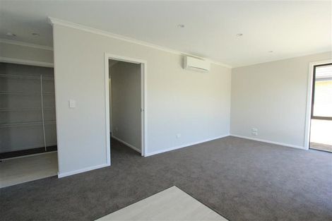 Photo of property in 2/11 Dover Road, Saint Andrews, Hamilton, 3200