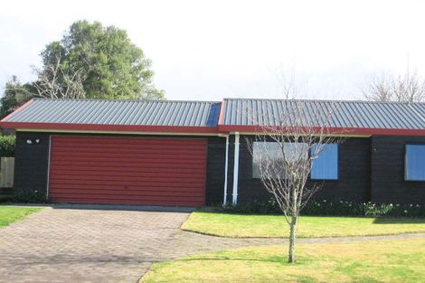 Photo of property in 2 Judena Place, Pukete, Hamilton, 3200