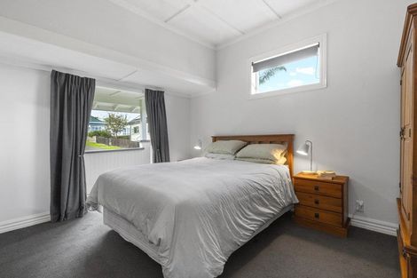 Photo of property in 49c Martyn Street, Waiuku, 2123