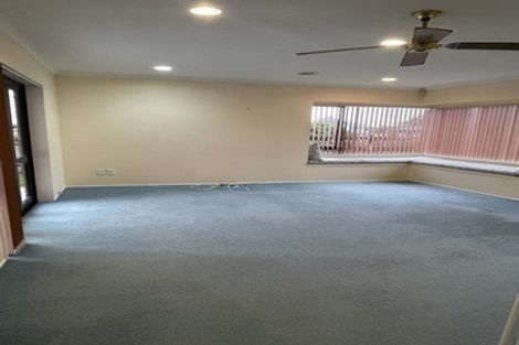 Photo of property in 102 Branch Road, Highlands Park, New Plymouth, 4312