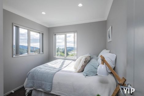 Photo of property in 235 Mark Avenue, Grenada Village, Wellington, 6037