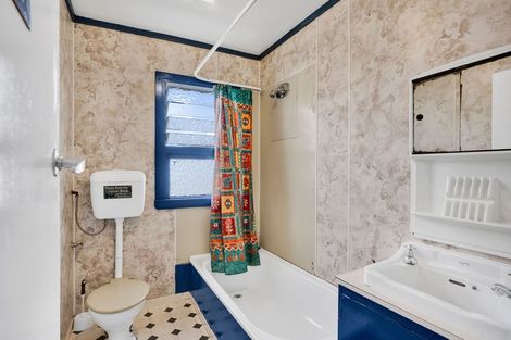 Photo of property in 41 Maire Street, Inglewood, 4330