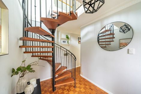 Photo of property in 5 Winchester Avenue, Pinehaven, Upper Hutt, 5019