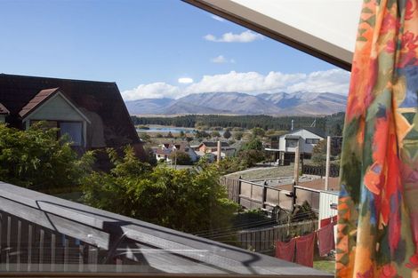 Photo of property in 1 Burnett Place, Lake Tekapo, 7999