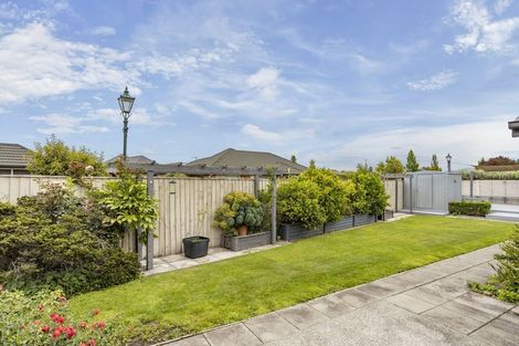 Photo of property in 13 Goodwood Close, Rangiora, 7400