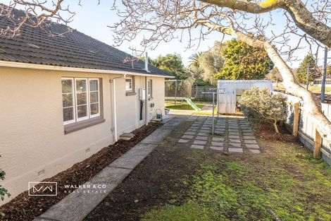 Photo of property in 15 Raukawa Grove, Trentham, Upper Hutt, 5018