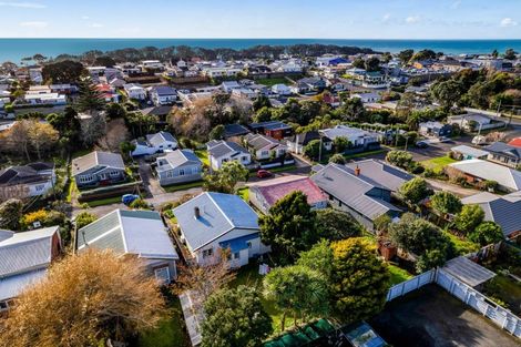 Photo of property in 19 Gaine Street, New Plymouth, 4310