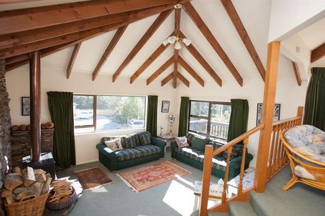 Photo of property in 1 Burnett Place, Lake Tekapo, 7999