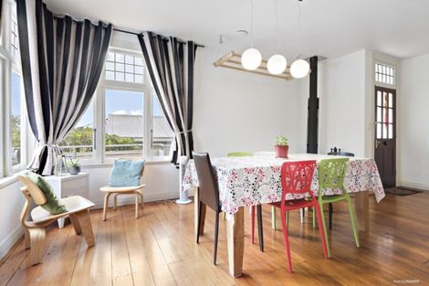 Photo of property in 17 Tisdall Street, Karori, Wellington, 6012