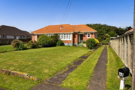 Photo of property in 40-42 Dixon Avenue, Hawera, 4610
