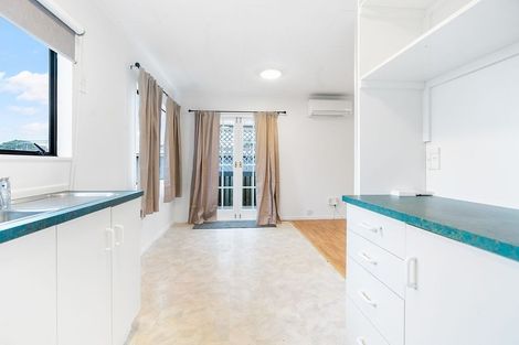 Photo of property in 11 Donegal Street, Avondale, Auckland, 0600