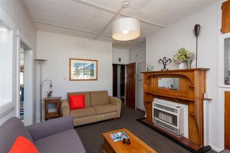 Photo of property in 21 Gilbert Street, New Plymouth, 4310