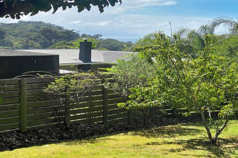 Photo of property in 9 Hauraki Road, Leigh, 0985
