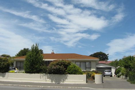 Photo of property in 298 Wainoni Road, Avondale, Christchurch, 8061