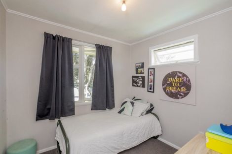 Photo of property in 18 Shamrock Street, Levin, 5510