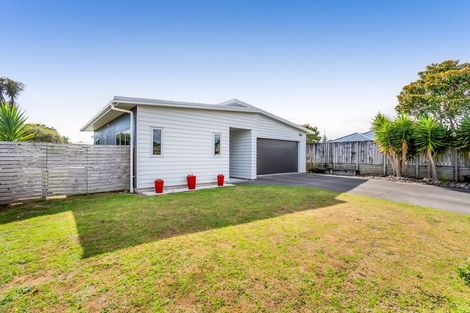 Photo of property in 4 Coby Sydney Drive, Bell Block, New Plymouth, 4312