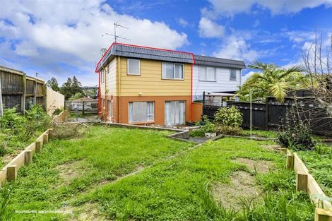 Photo of property in 2/3 Lambrown Drive, Totara Vale, Auckland, 0629