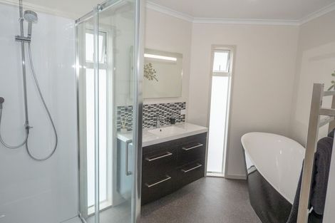 Photo of property in 11 Midgard Road, Coopers Beach, 0420