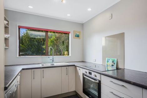 Photo of property in 10 Staysail Place, Whitby, Porirua, 5024