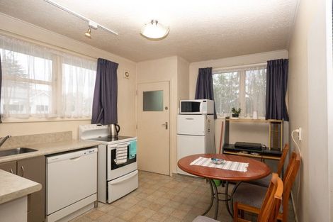 Photo of property in 77 Manor Place, Dunedin Central, Dunedin, 9016