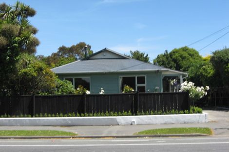 Photo of property in 169 Hills Road, Edgeware, Christchurch, 8013
