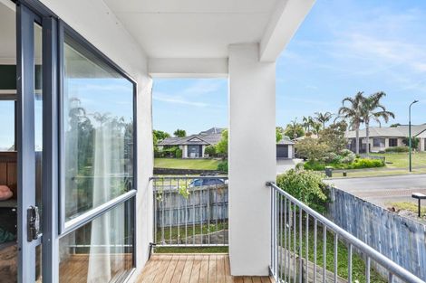 Photo of property in 12 Roy Maloney Drive, Henderson, Auckland, 0612