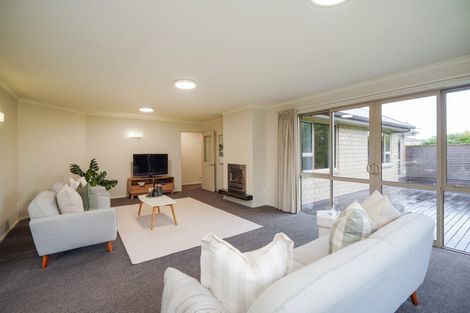 Photo of property in 53 Glenroy Park Drive, Waikiwi, Invercargill, 9810