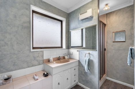 Photo of property in 2 Calder Place, Winton, 9720