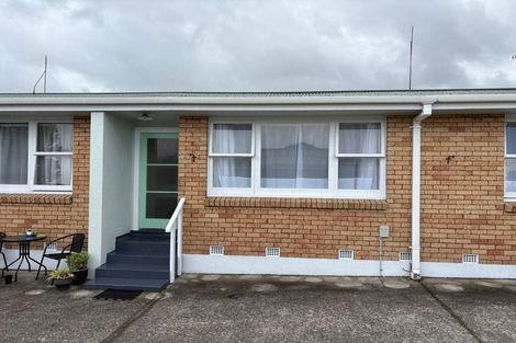 Photo of property in 494e Devonport Road, Tauranga South, Tauranga, 3112