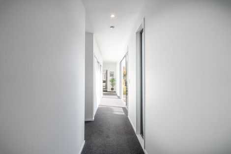 Photo of property in 18 Brampton Drive, West Melton, 7618