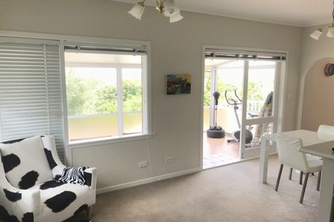 Photo of property in 19 Williamson Avenue, Belmont, Auckland, 0622