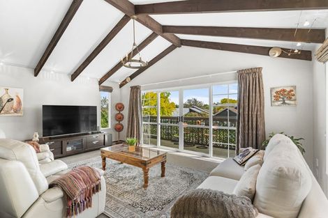 Photo of property in 18 Townshend Crescent, Halswell, Christchurch, 8025