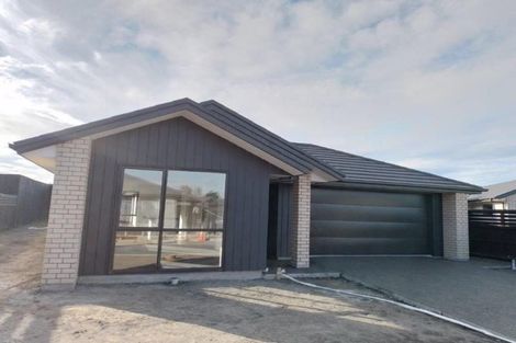 Photo of property in 8 Thomas Ellis Lane, Halswell, Christchurch, 8025