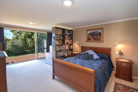 Photo of property in Ravenscliffe, 176 Woodside Road, Woodside, Outram, 9073