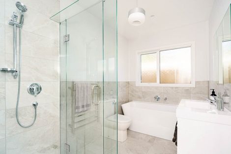 Photo of property in 18a Galway Avenue, Hokowhitu, Palmerston North, 4410