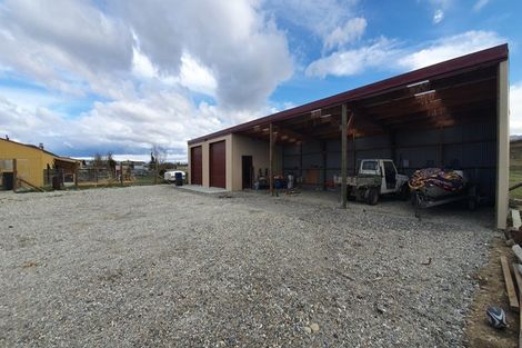 Photo of property in 35 Lauder-omakau Road, Omakau, 9376