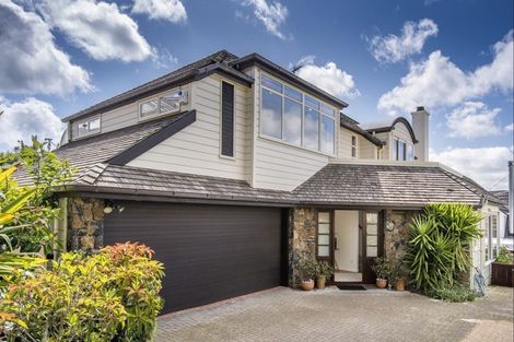 Photo of property in 2/14 Bayview Road, Hauraki, Auckland, 0622