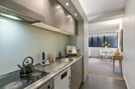 Photo of property in Gerondis Bldg Apartments, 407/60 Willis Street, Wellington Central, Wellington, 6011