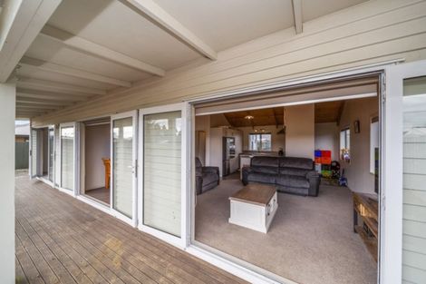 Photo of property in 4 Montague Grove, Stratford, 4332