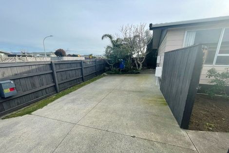 Photo of property in 215 Parklands Avenue, Bell Block, New Plymouth, 4312