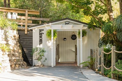 Photo of property in 17 Creswell Street, Opua, 0200