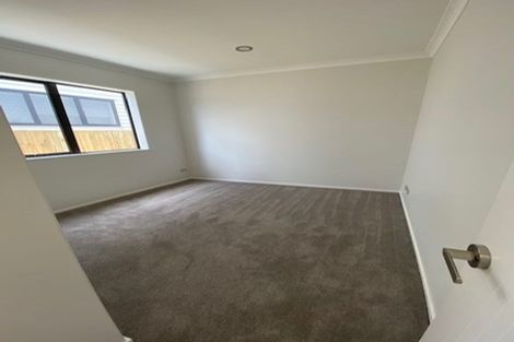 Photo of property in 66 Tir Conaill Avenue, Flat Bush, Auckland, 2019