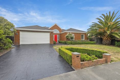 Photo of property in 27 Aston Drive, Waimairi Beach, Christchurch, 8083
